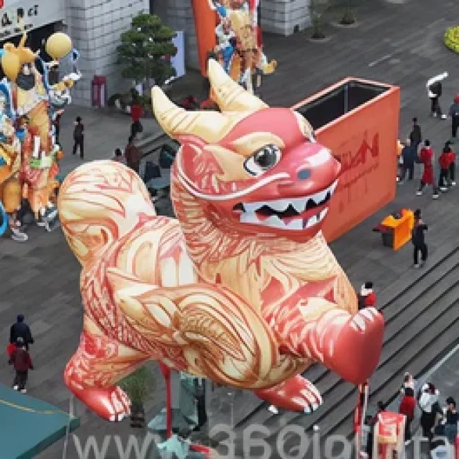 节庆游行氦气空飘,游行与节庆队列场景